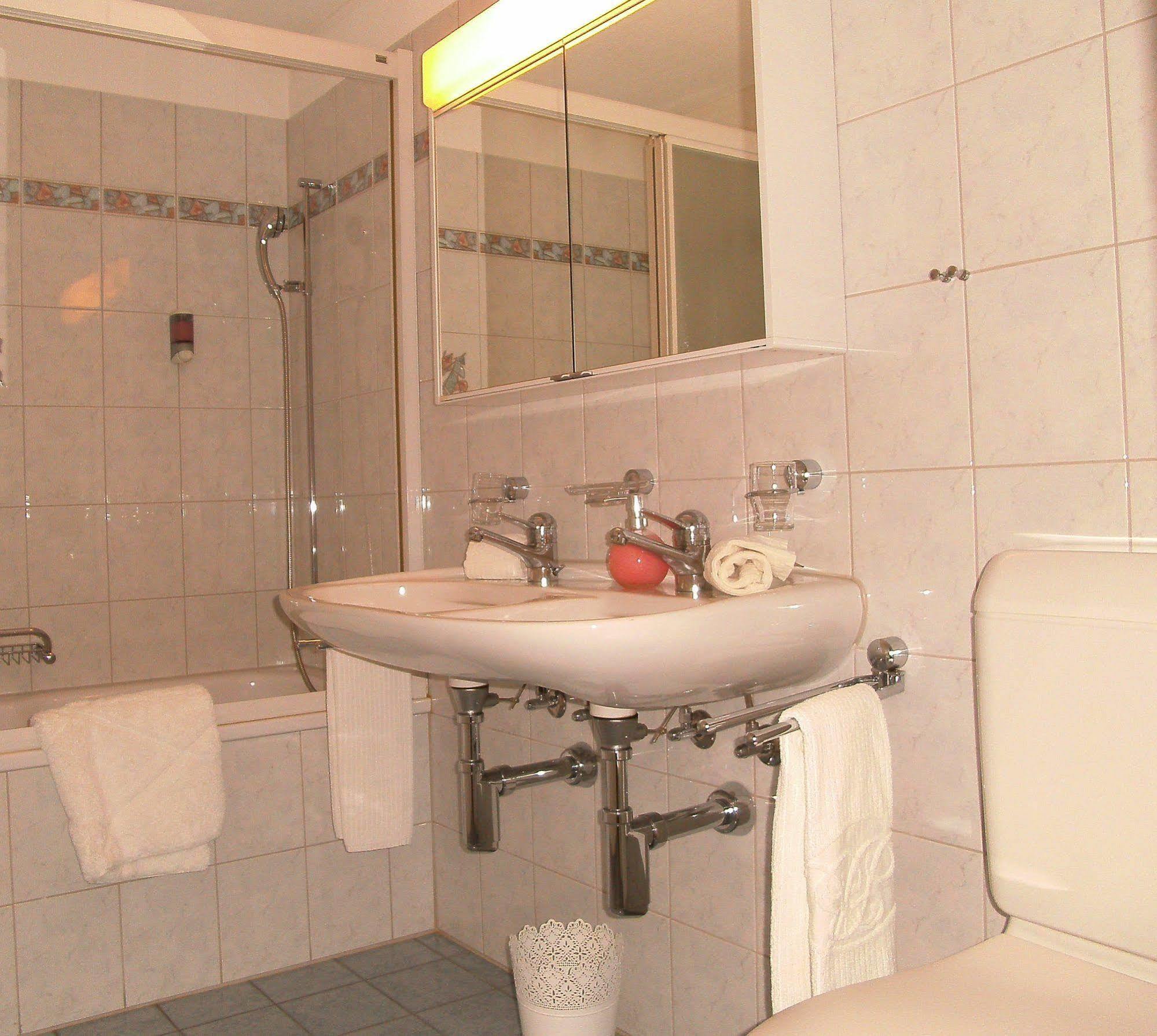 Hotel Restaurant Hammer Eigenthal Bagian luar foto